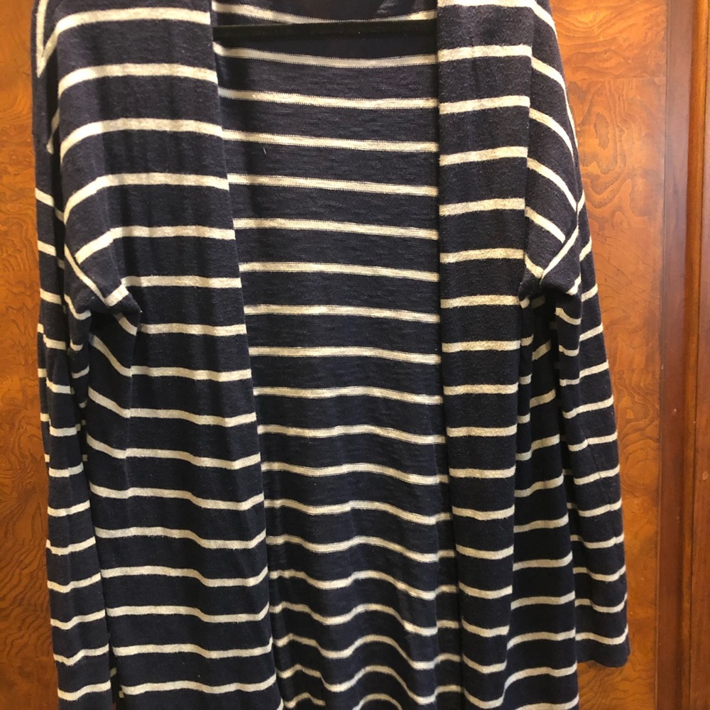 Thin grey and navy cardigan